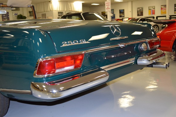 Used 1967 Mercedes-Benz 250sl  | Pinellas Park, FL n10